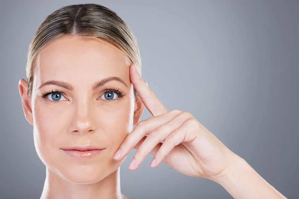 Retirada de puntos tras blefaroplastia